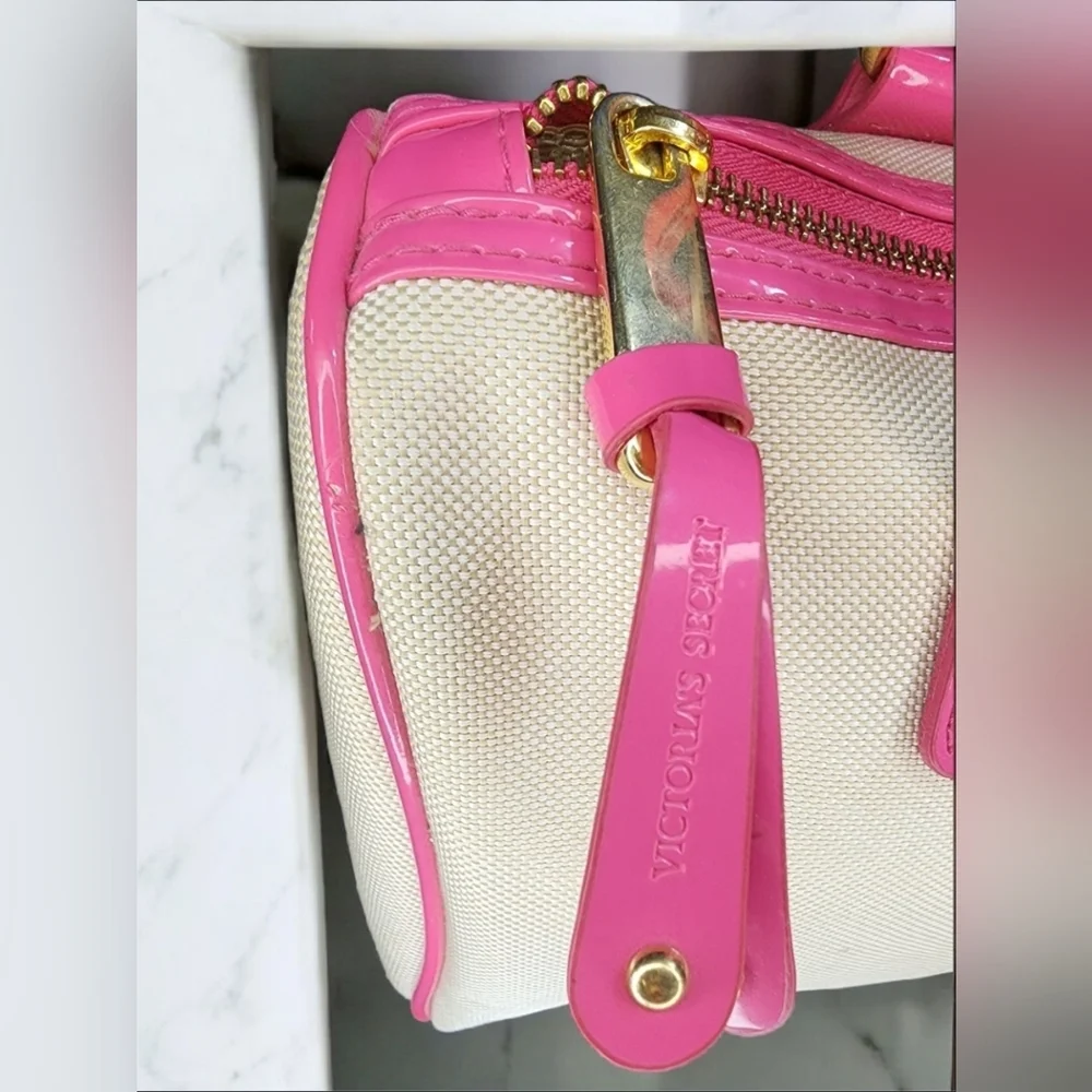 Victoria's Secret The Sexiest On Earth Women's Vintage Pink Bag - Picture 9 of 14